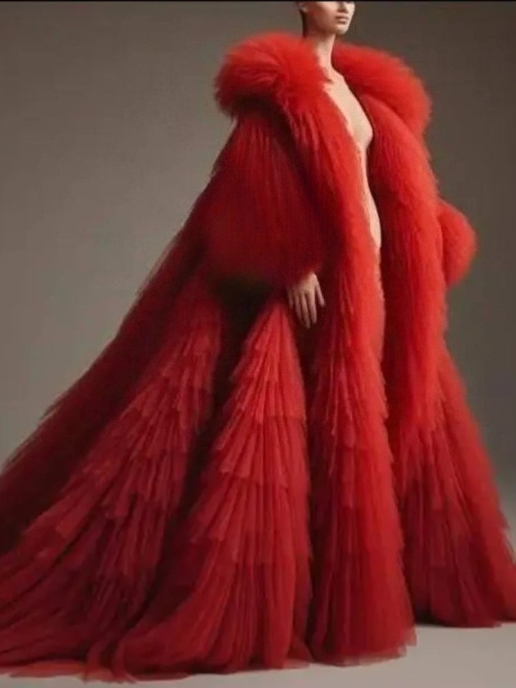 Women'S Red Formal Wear - 赤いふわふわプリーツフリル長袖マントふわふわティアードチュールロング女性ジャケット豪華なケープベスト衣装女性アウターコート